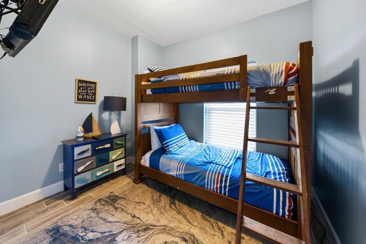 Ocean Reef 909 Apartment